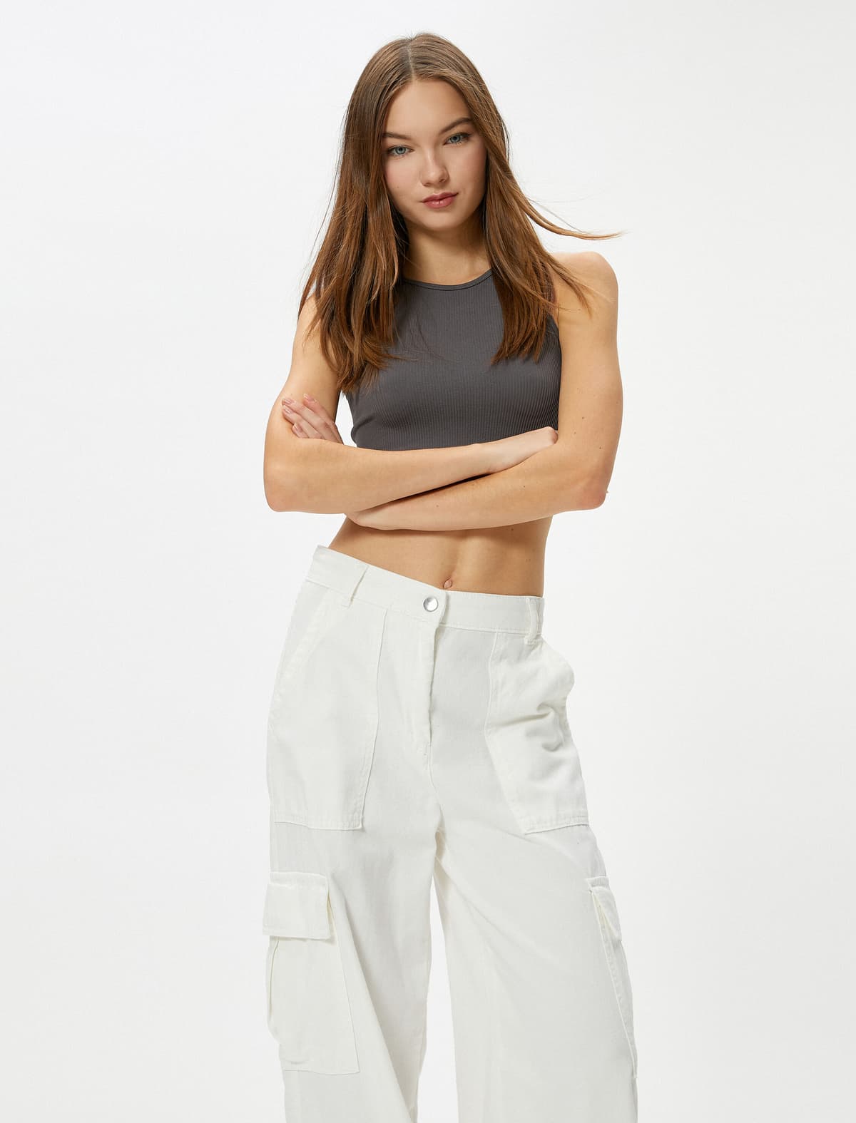 Dəyirmi Yaxa Yırğalı Əsas Crop Top