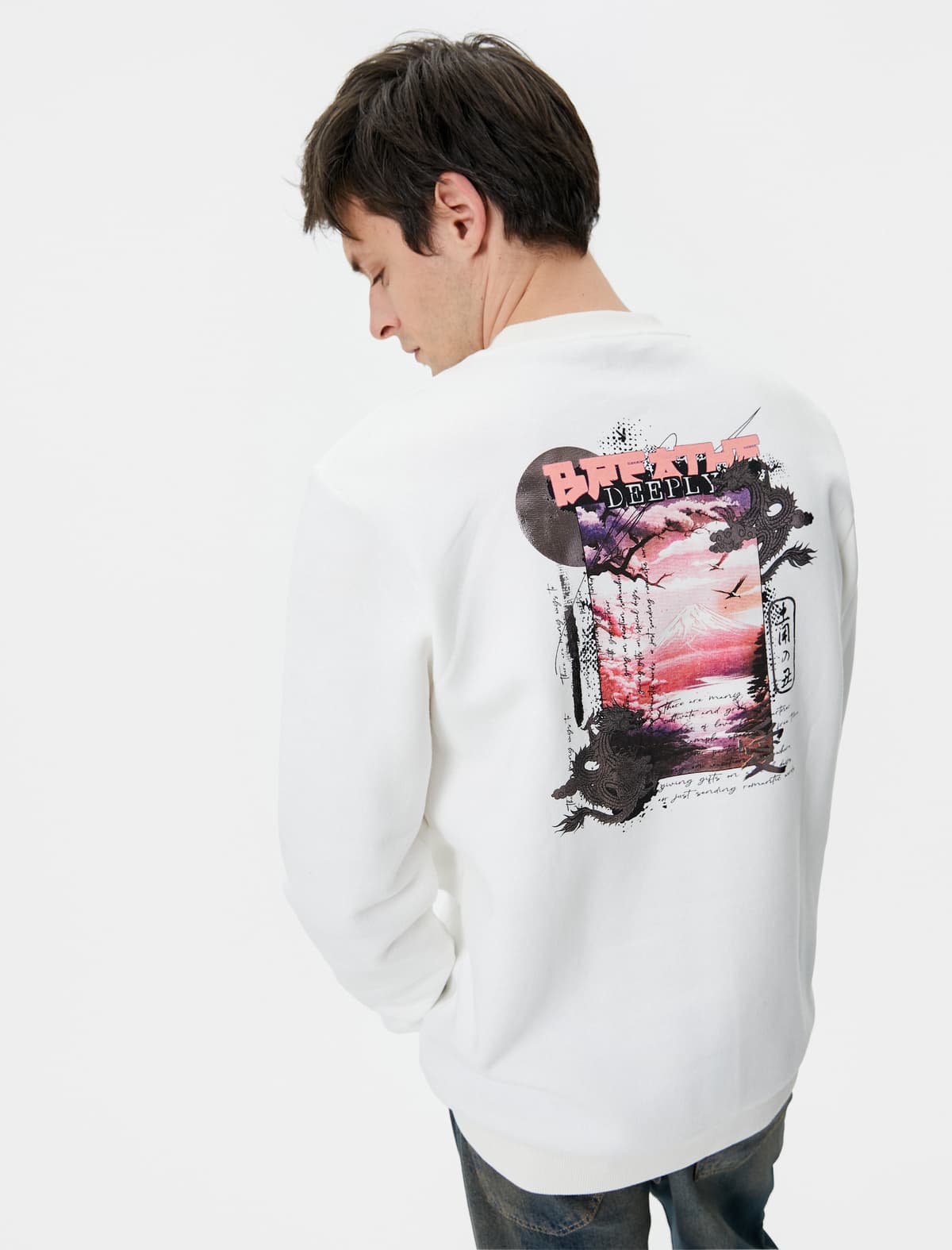 SWEATSHIRTS