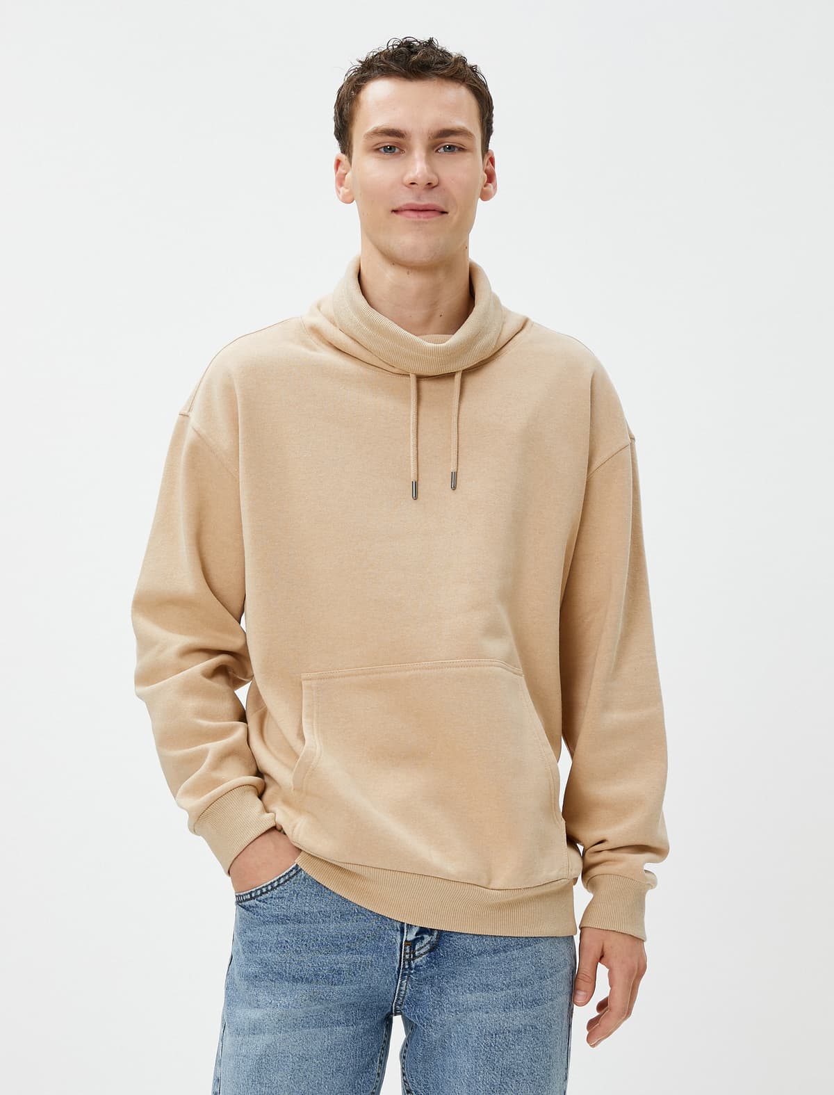 SWEATSHIRTS