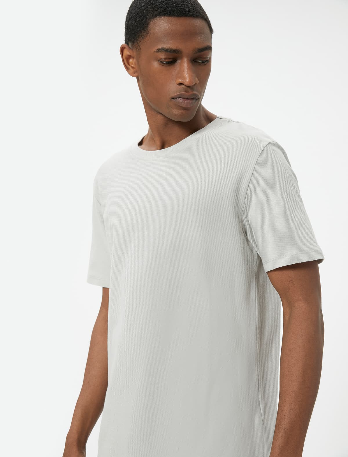 Basic T-shirt Slim Fit Crew Yaka Qısaqol