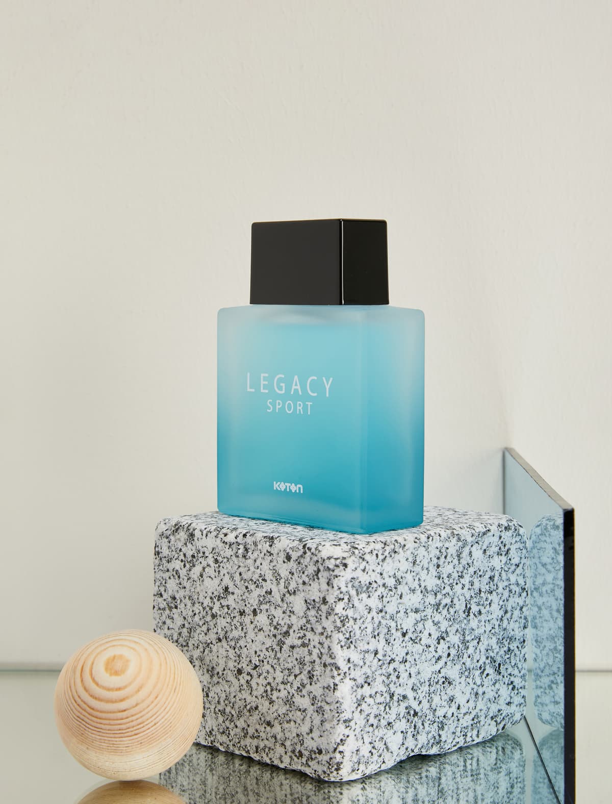 PERFUME M