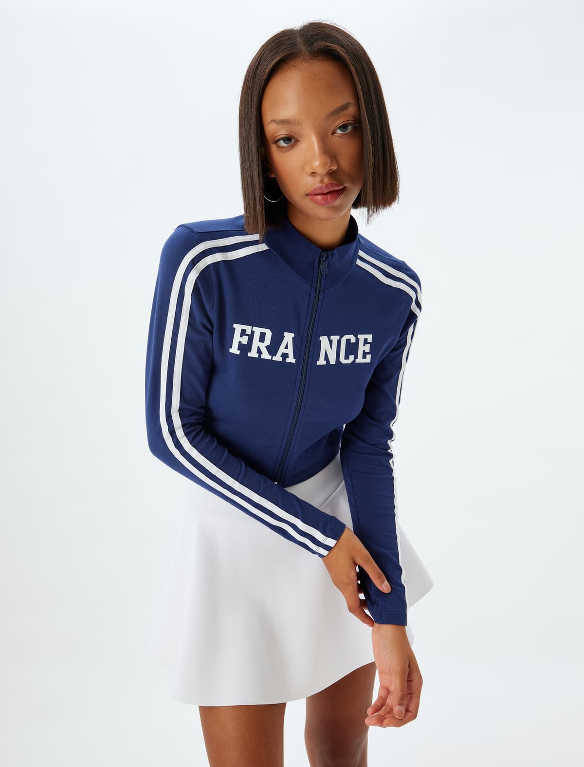 Crop T-shirt Fermuarlı Uzunqol Sloqan Çaplı Yaxa Yaxa Boru İncə Fit