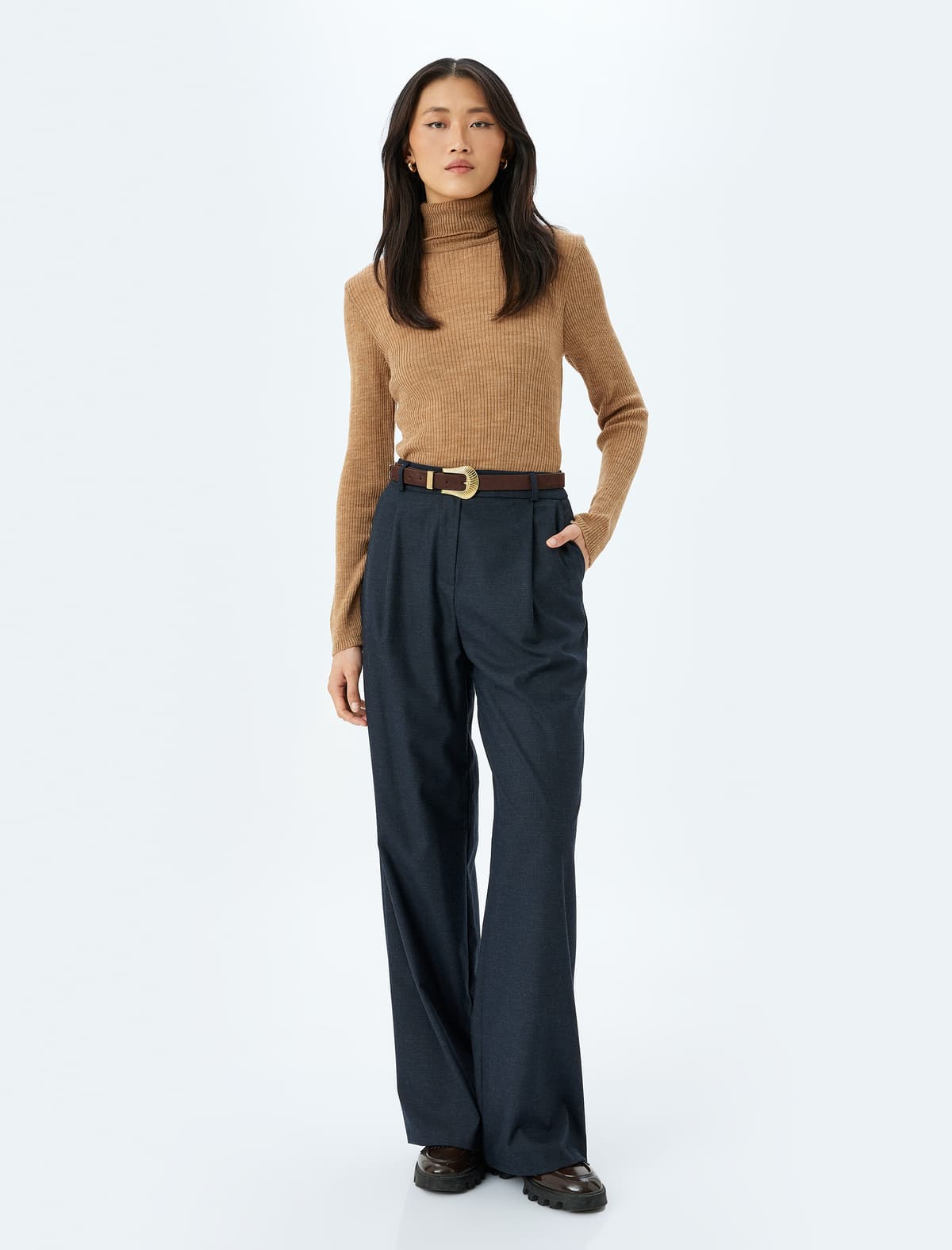 Uzunqollu Turtleneck Trikotaj Sviter