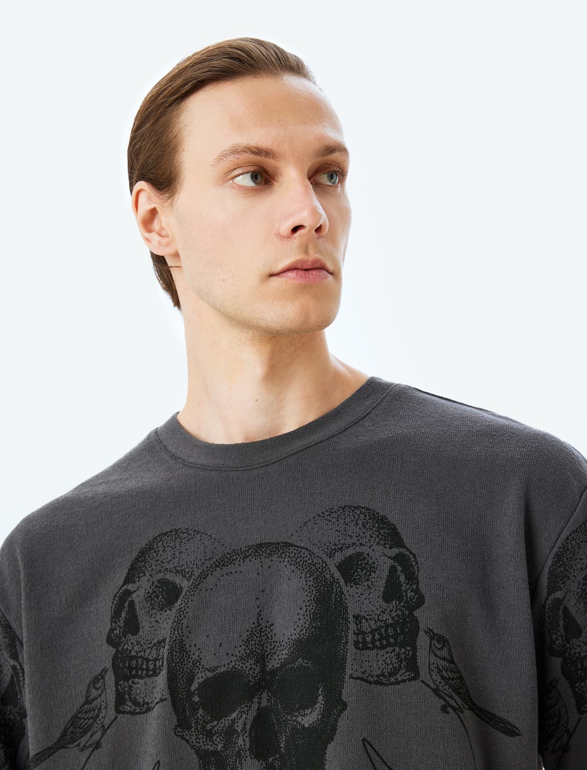 Qısaqol Kəllə Çaplı T-shirt