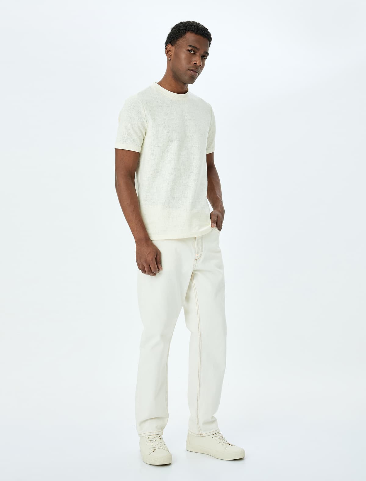 Qısaqol Pambıq Normal Fit Crew Yakalı köynək