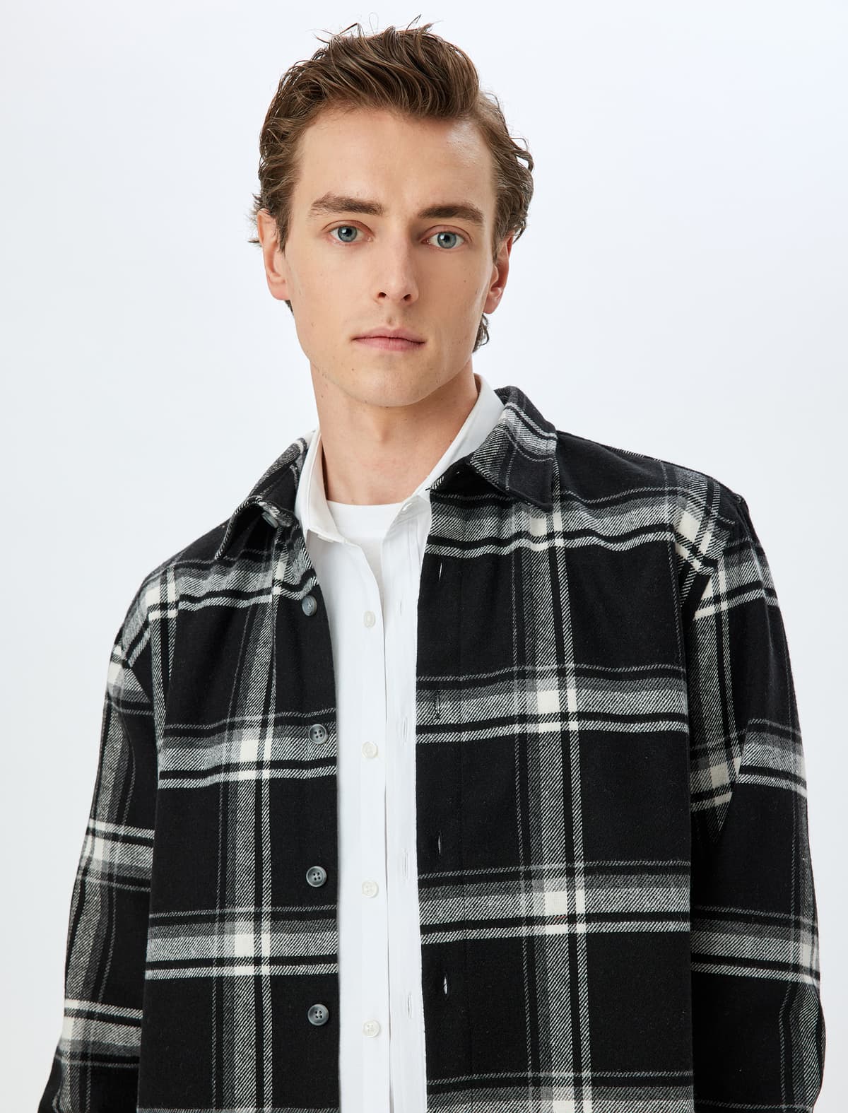 Düyməli Normal Fit Plaid Naxışlı Uzunqol Odunçu Köynək