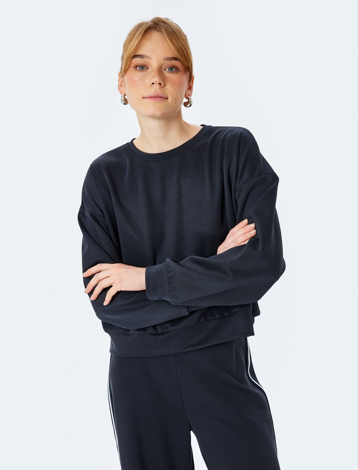 Modal Parça Crew Yaka Uzunqol Basic Sweatshirt