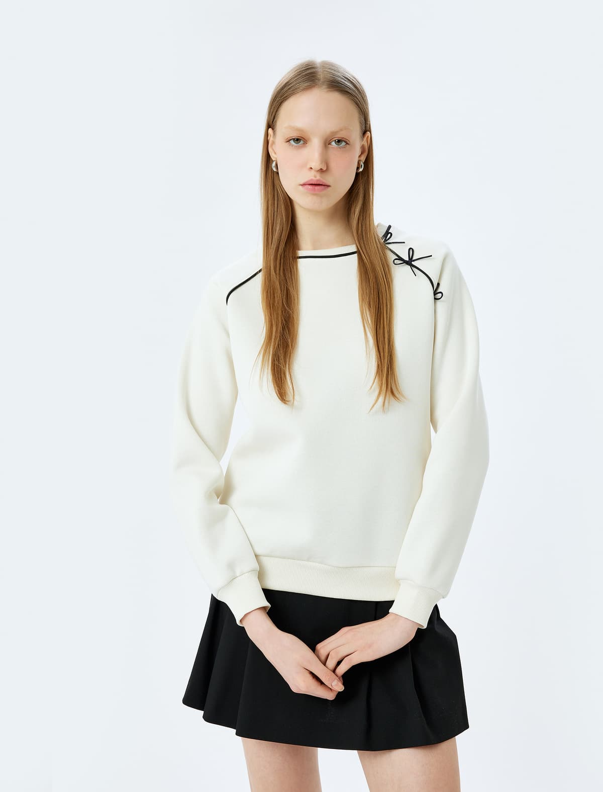 SWEATSHIRTS