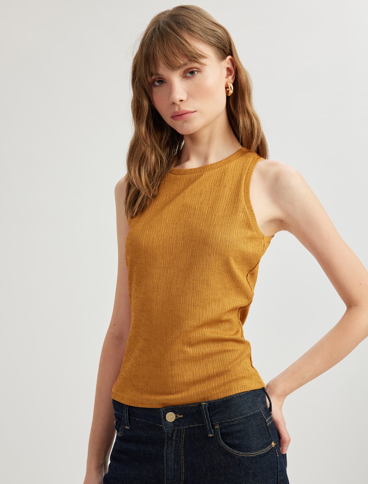 Qolsuz Ekipaj Yaka Slim Fit Basic Alt köynəyi