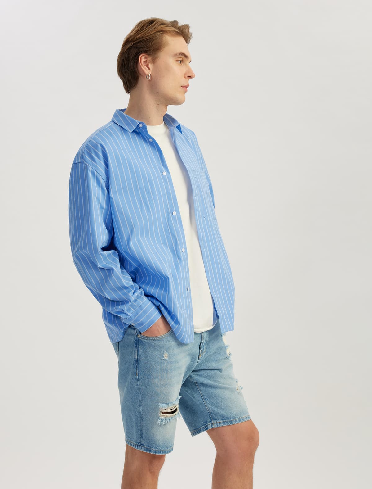 Pambıqdan Yırtılmış Detallı Bermuda Slim Fit Jean Şort