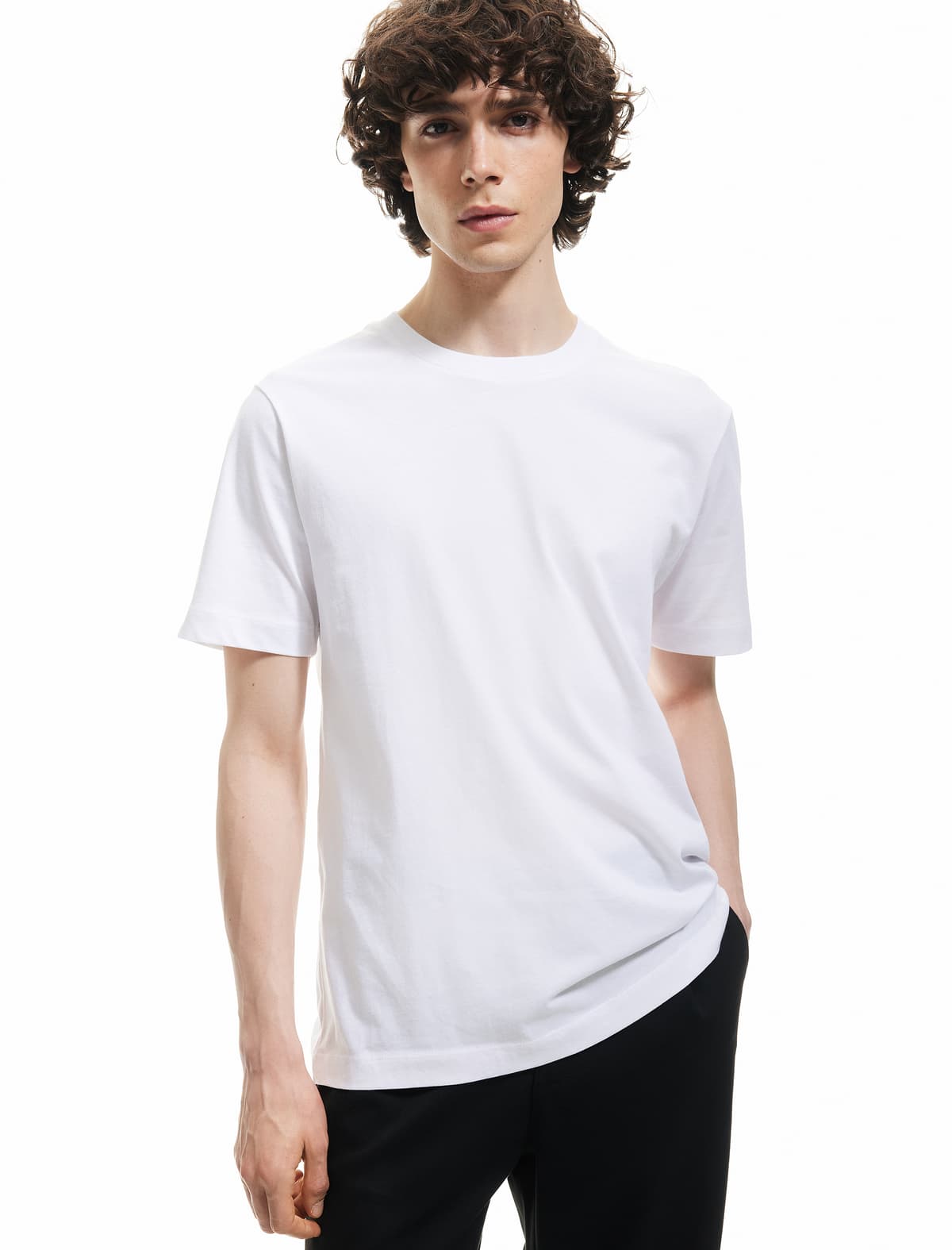 Pambıqdan Qısaqol Yakalı Basic Slim Fit köynək