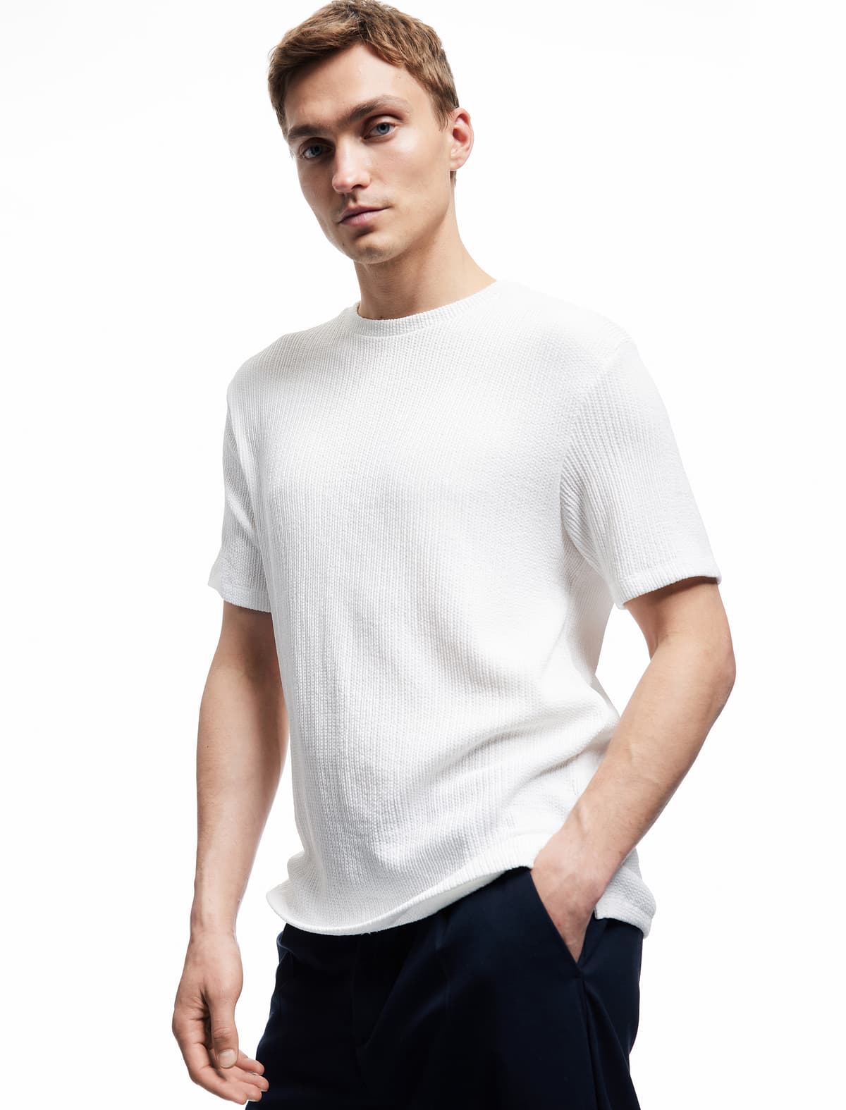 Normal Fit Qısaqol Ekipaj Yaka Teksturalı T-shirt