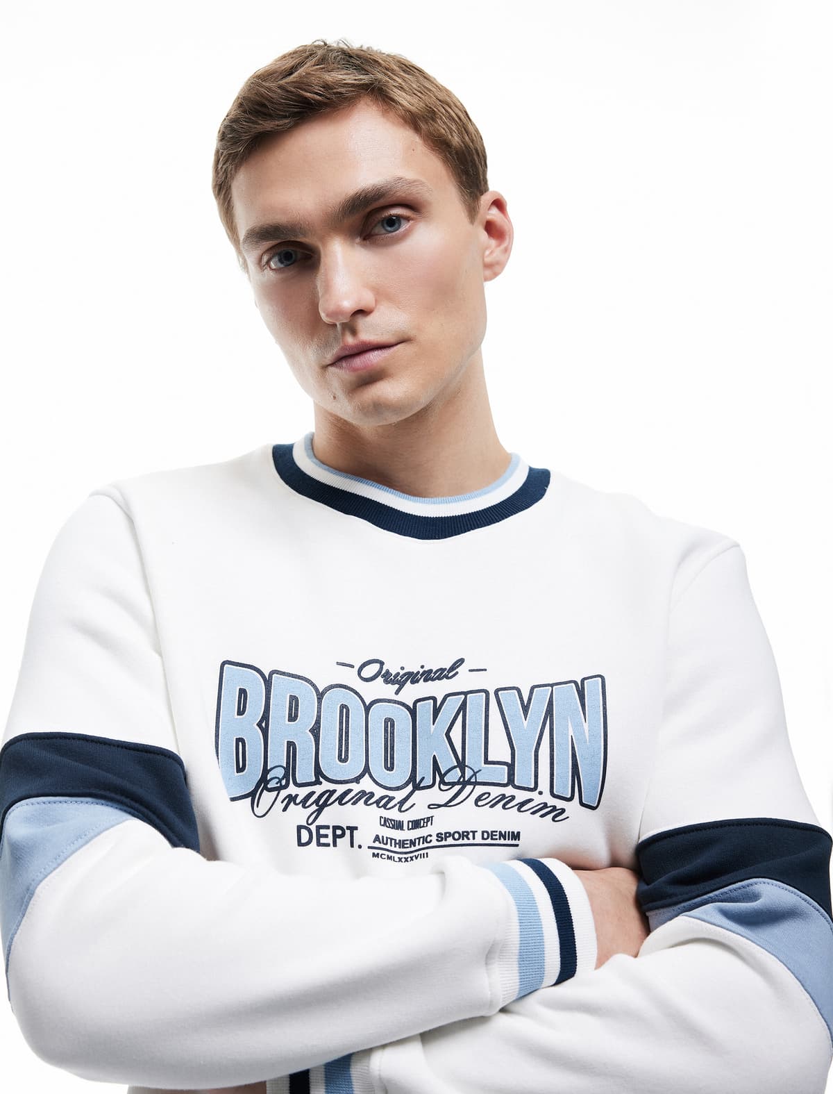 Qaldırılmış Uzunqol Ekipaj Yaka Rəngli Bloklu Kollec Çaplı Sweatshirt