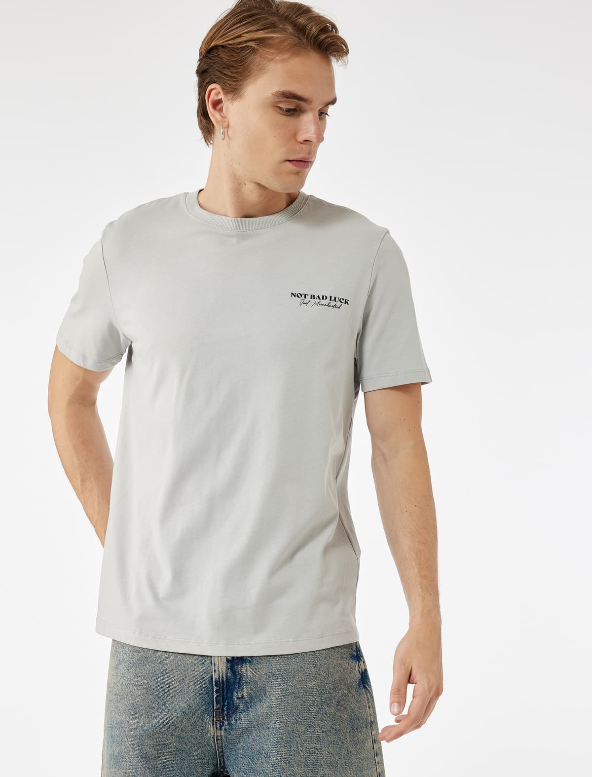 T-shirt qısaqol