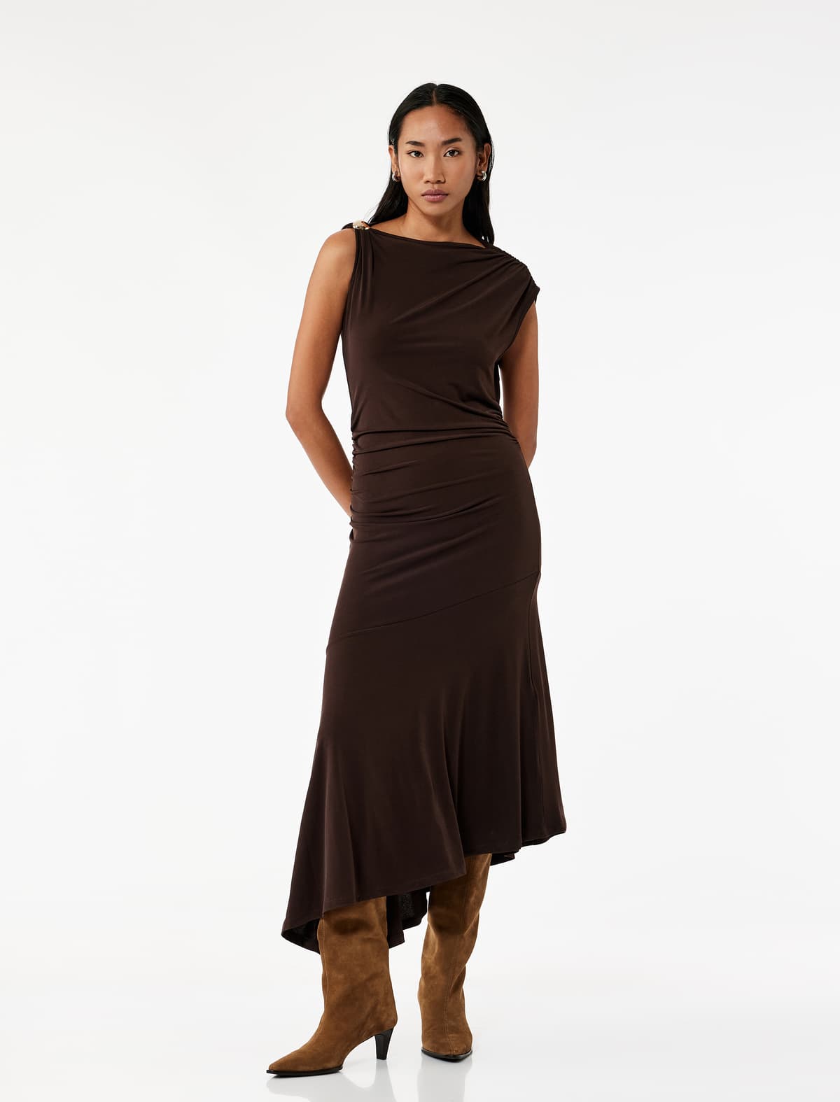 DRESSES