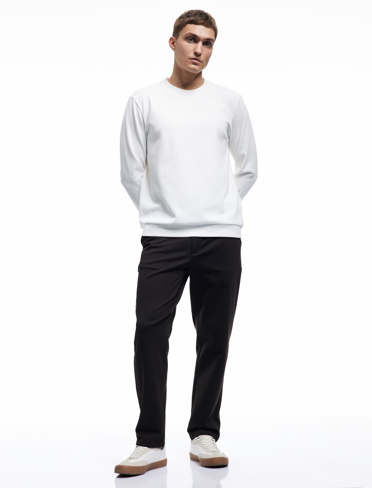 Uzunqol Ekipaj Yakalı Basic Sweatshirt