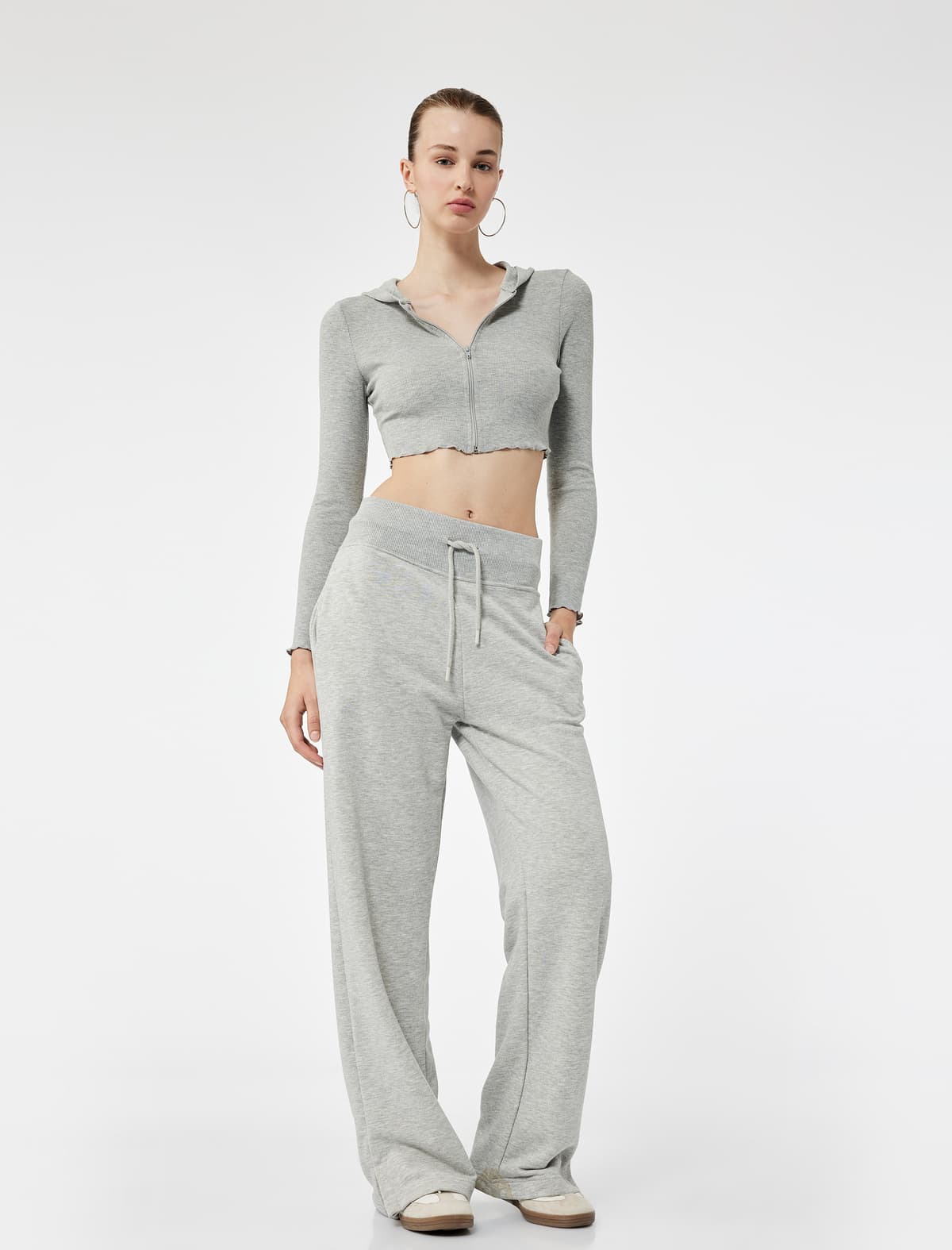 Kapüşonlu Fermuarlı Viskoz Qarışığı Slim Fit Uzunqol Crop Hırka