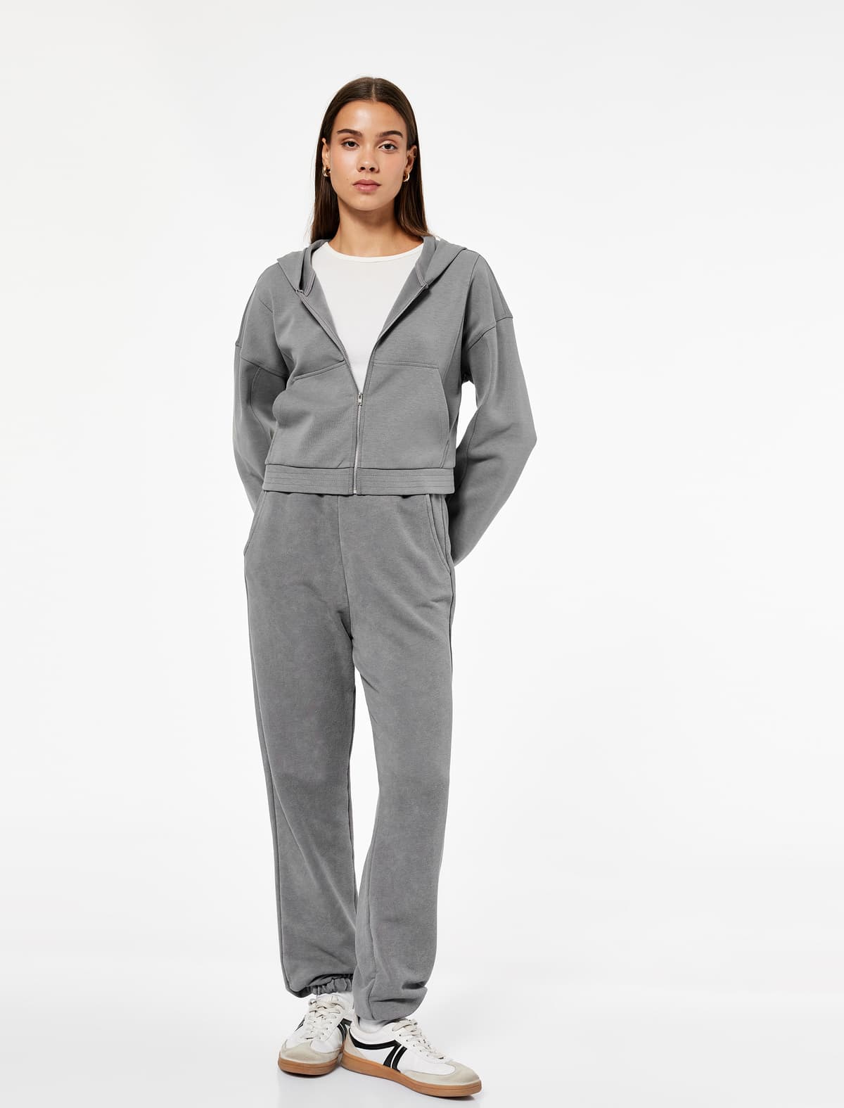 Rahat Uyğun Kenquru Cib Fermuarlı Yuyula bilən Kapşonlu Crop Sweatshirt