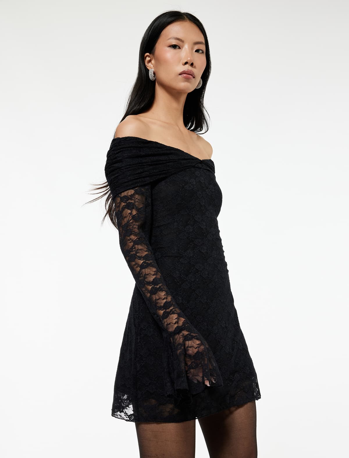 DRESSES