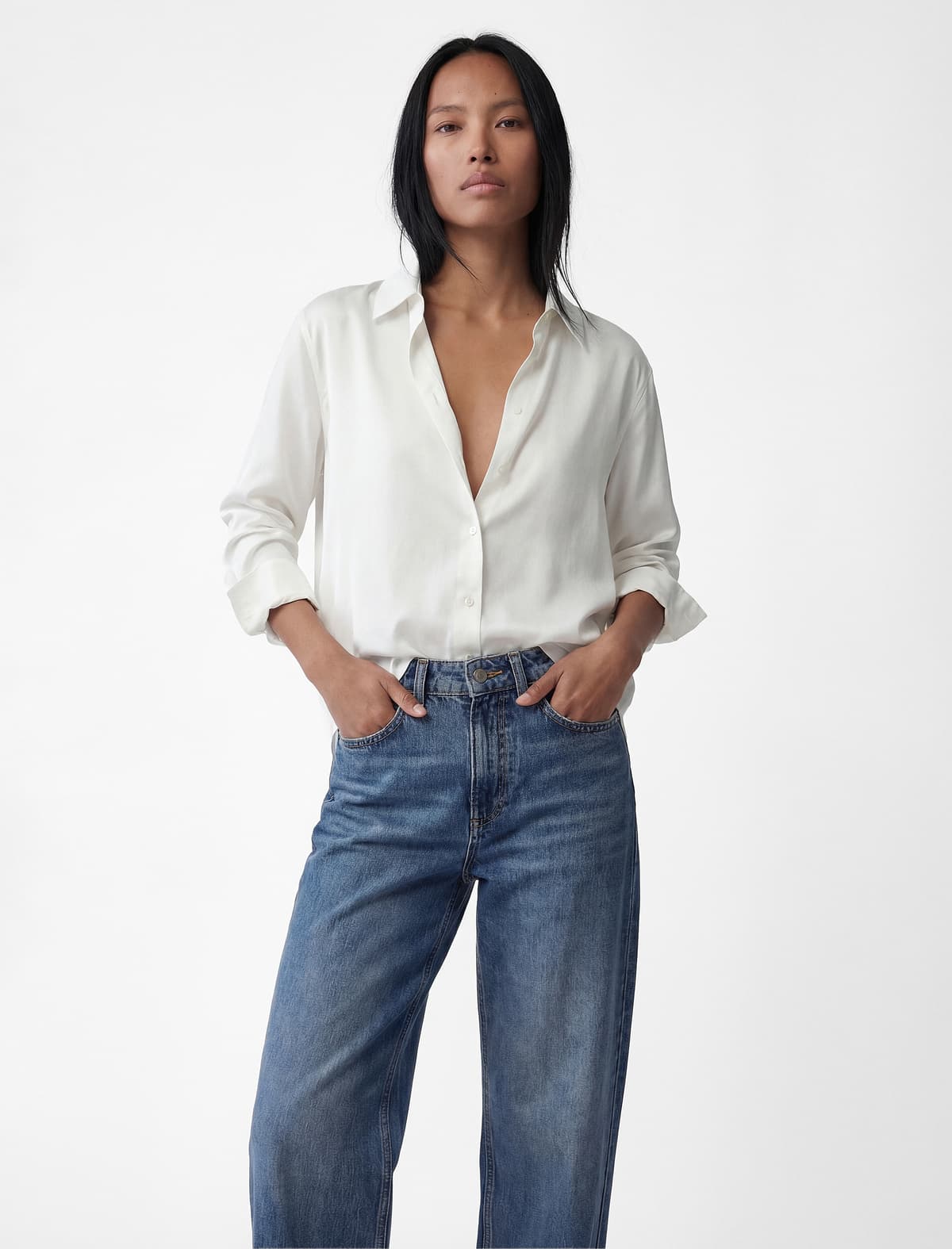 Normal fit Uzunqol Düyməli Satin Tişört