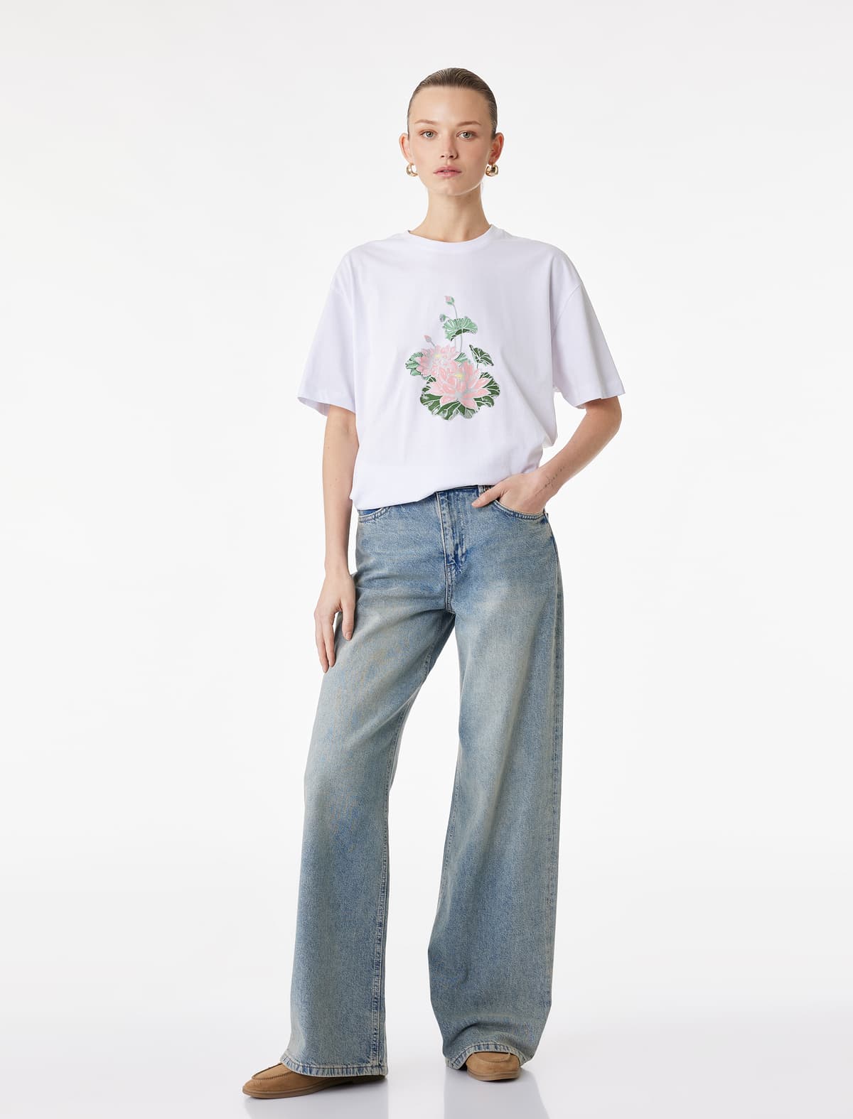 Pambıq Qısaqol Ekipaj Yaka Su Zanbaq Çiçəyi Çaplı Böyük Boy T-shirt