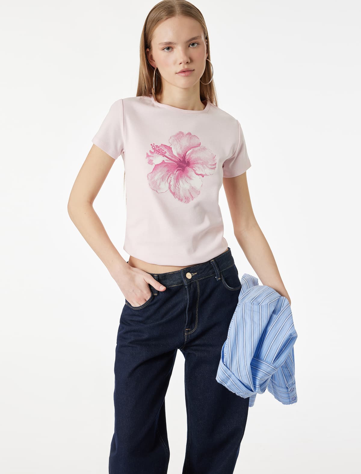 Slim fit Dəyirmi yaxa Qısaqol Pambıq Çaplı tişört