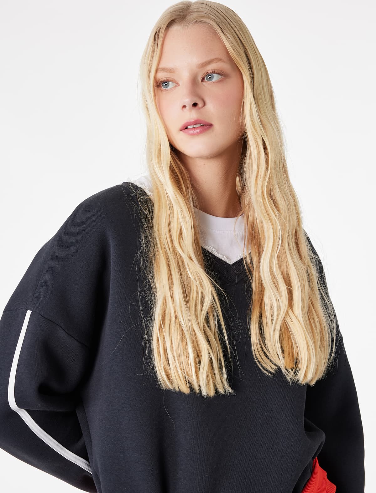 SWEATSHIRTS