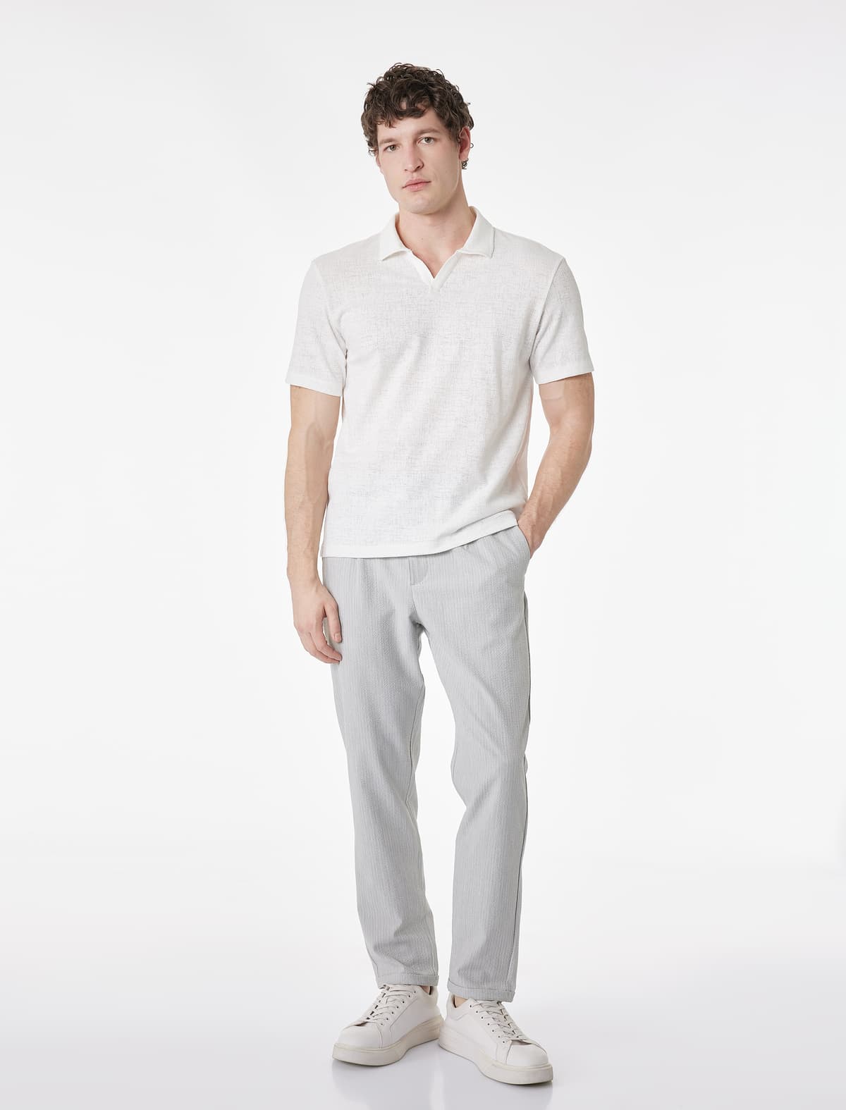 Normal Fit Qısaqol Teksturalı Polo Yakalı köynək