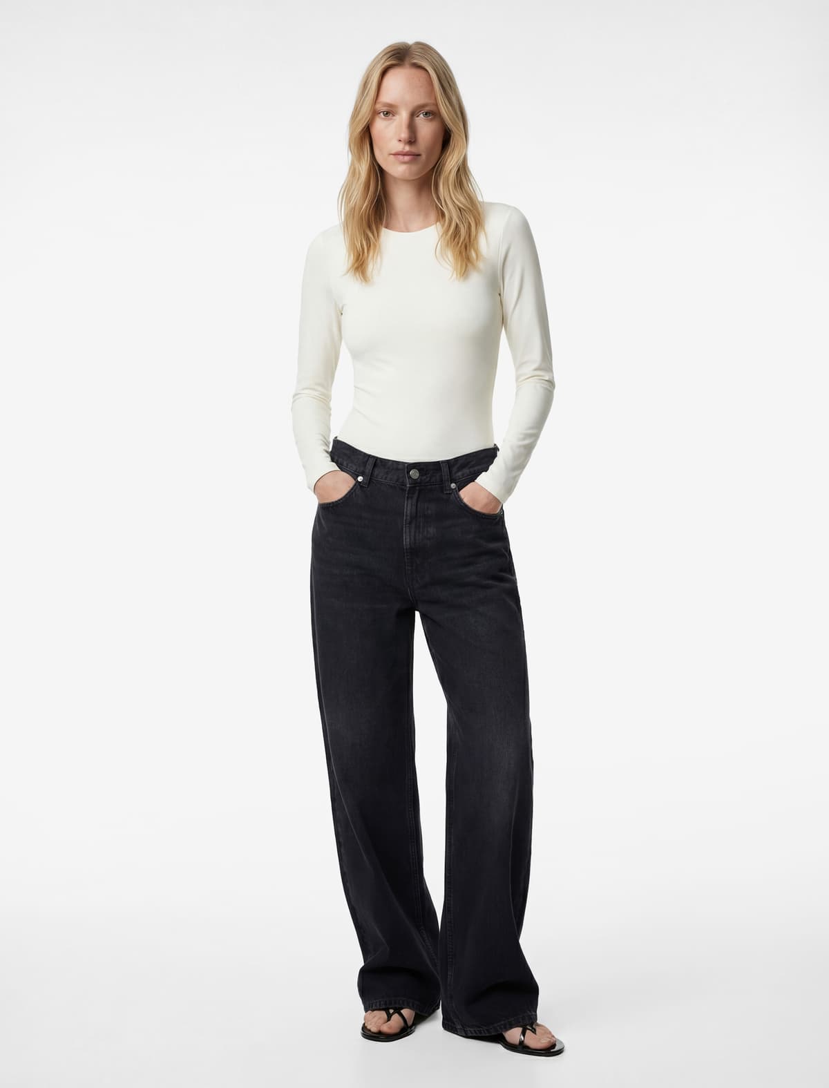 Uzunqol Dəyirmi yaxa Slim fit Bodysuit