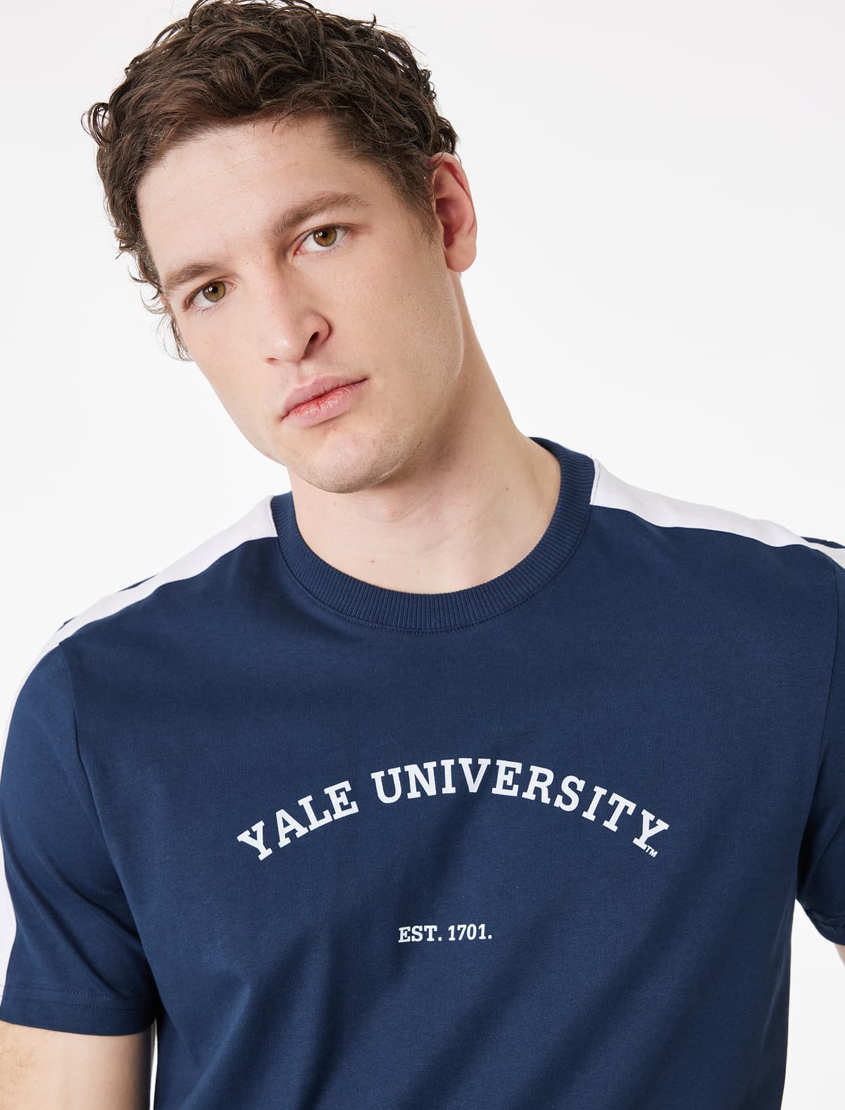 Normal Fit Qısa Qolu Ekipaj Yaka Rəngli Blok Çaplı Lisenziyalı Yale T-shirt