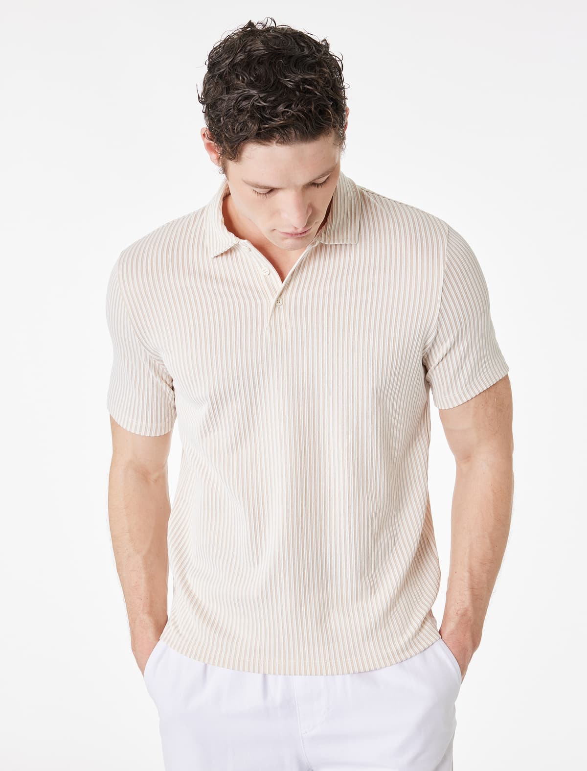Normal Fit Qısaqol Düyməli Polo Yakalı köynək
