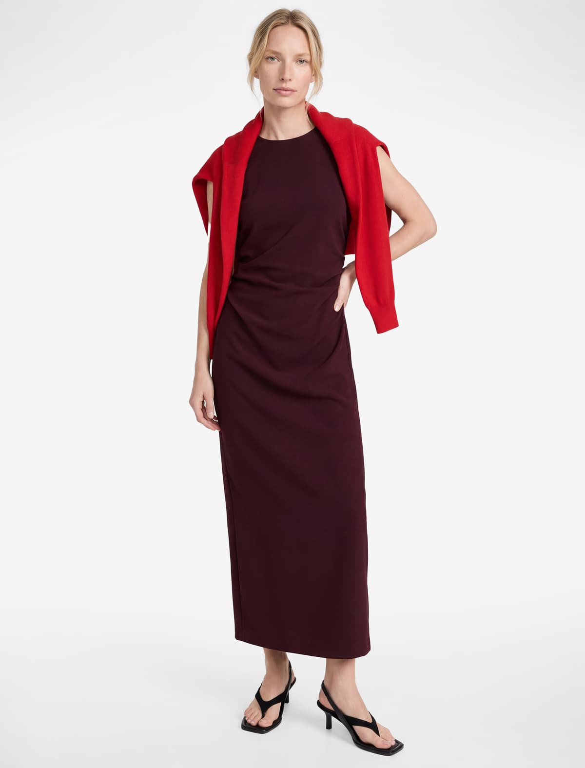 Qolsuz Boyunlu Krep Parça Slim fit Drape Detallı Midi Don