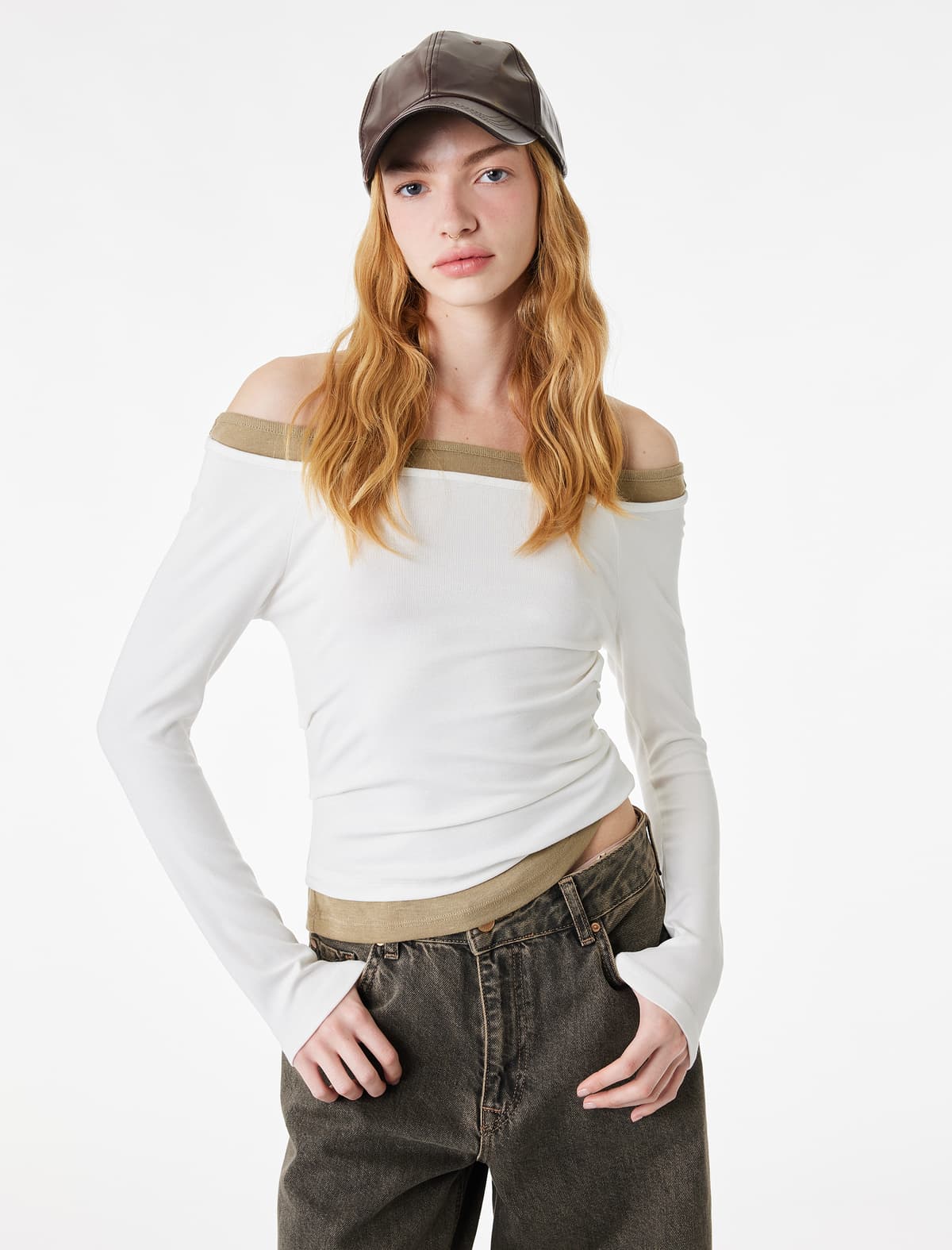 Slim fit qayıq boyunlu viskoz uzunqol tişört