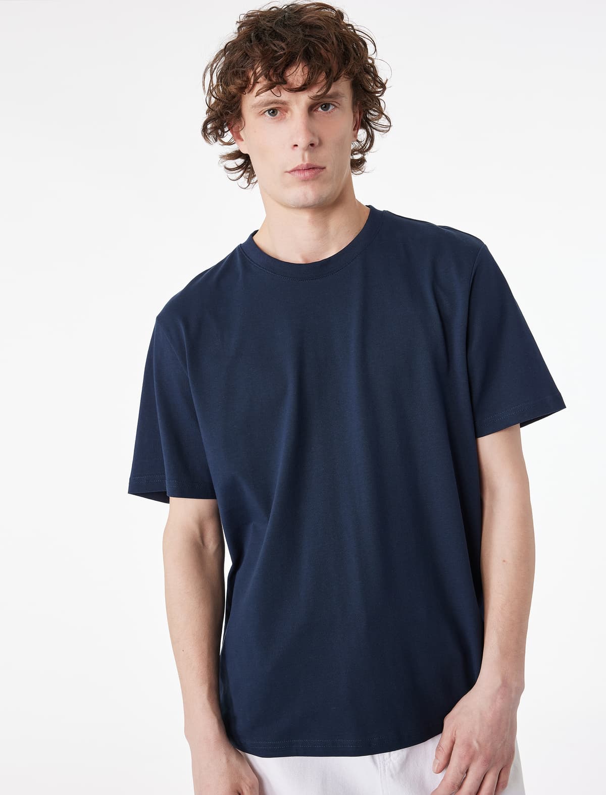 Normal fit Dəyirmi yaxa Pambıq Basic Qısaqol tişört