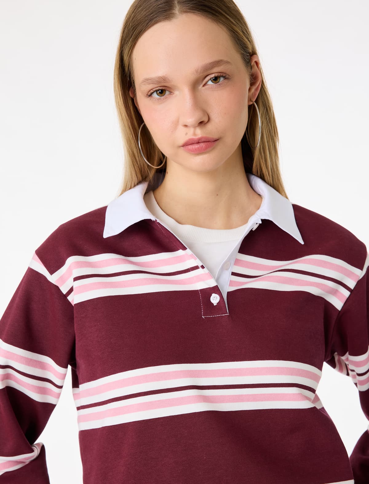 Qaldırılmış Uzunqol Düyməli Zolaqlı Polo Yaxalı Sweatshirt