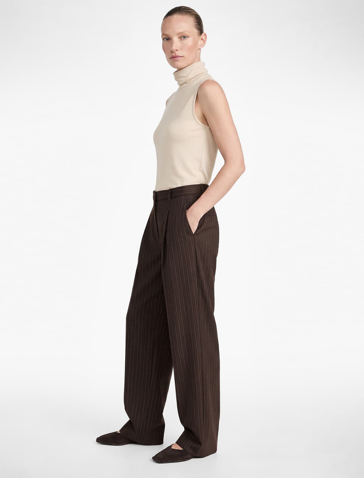 Slim Fit Qolsuz Yüksək Yaxalı Viskoz Bluza
