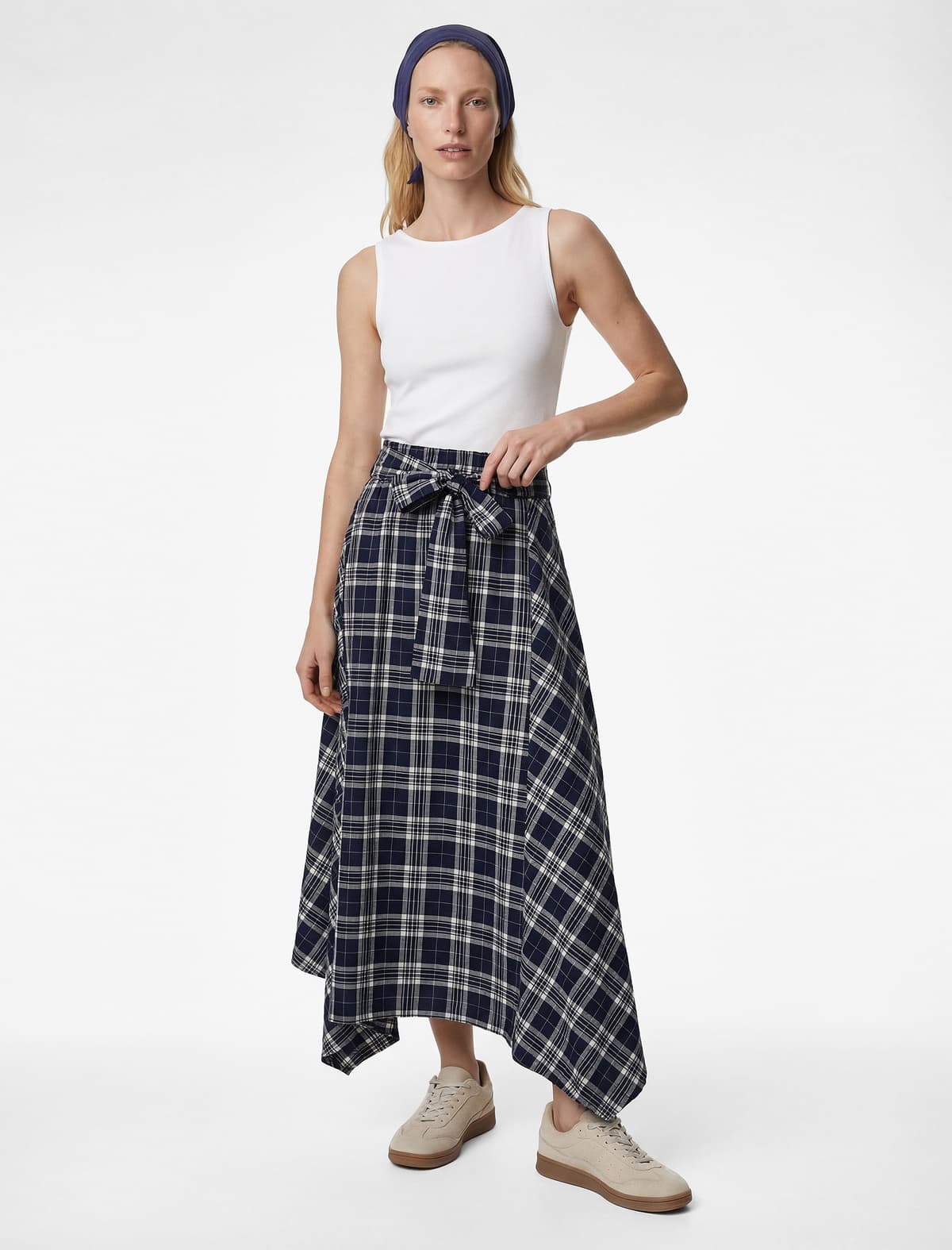 Pambıq Slim fit Qolsuz Qayıq Yaxalı Bluza