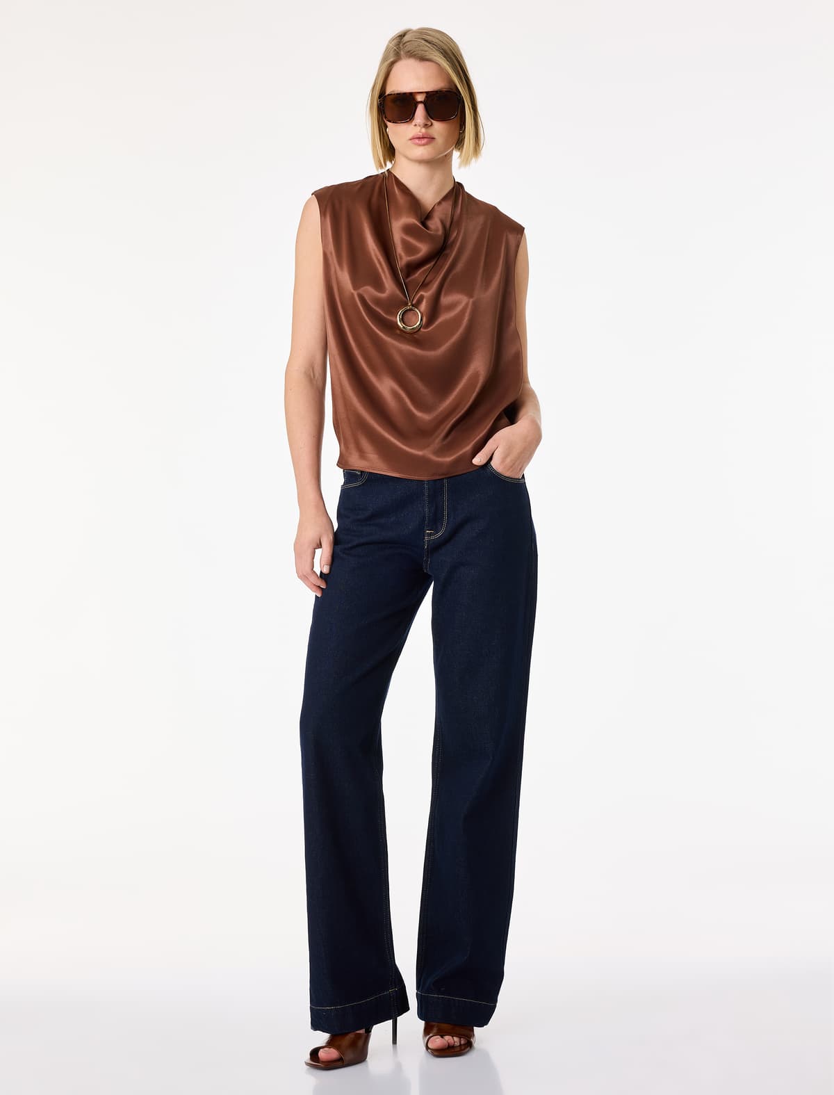 Yaxalı Qolsuz Satin Bluza