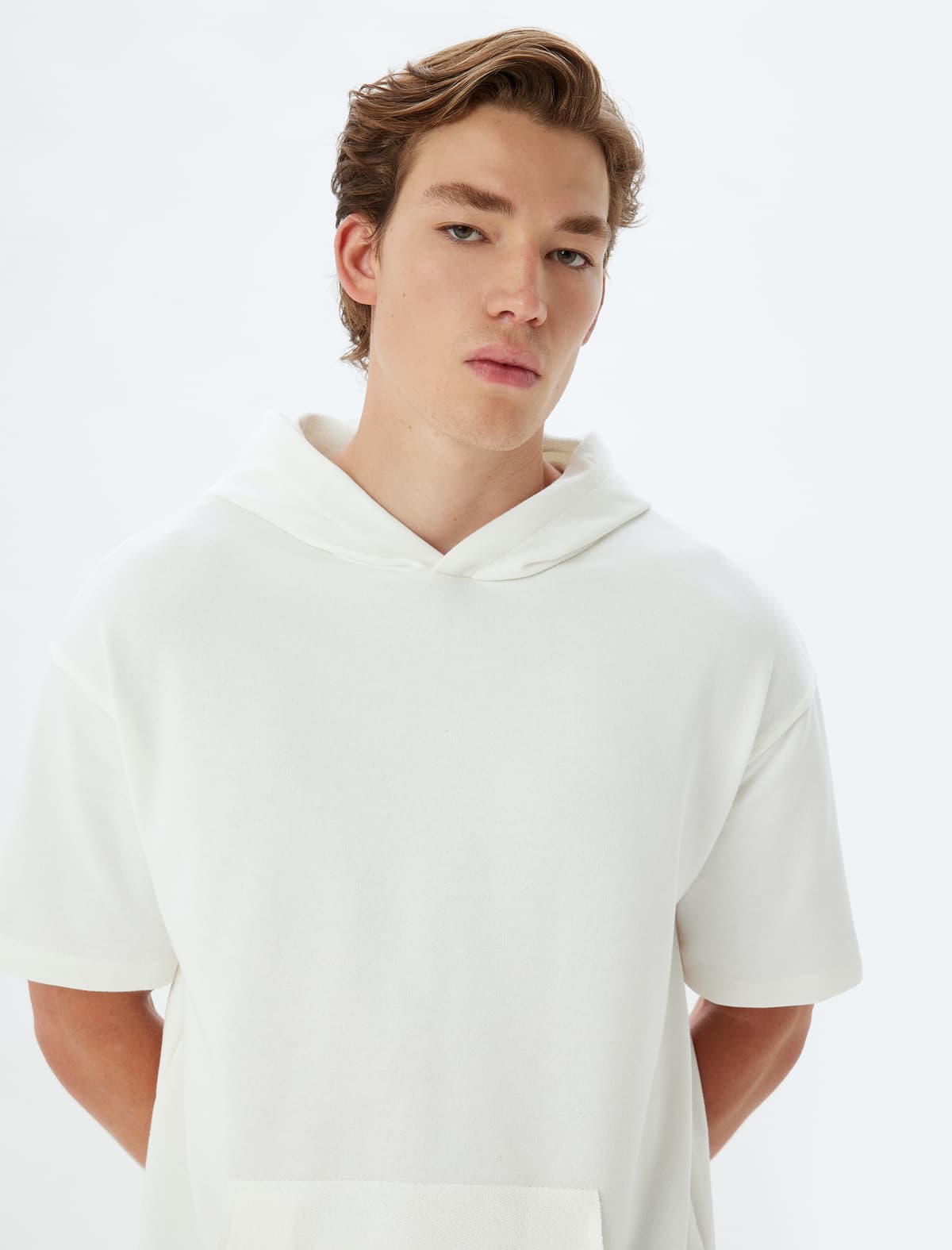 Böyük Boy T-shirt Kapüşonlu Qısa Qol Kenquru Cib Detaylı Pambıq Qarışığı