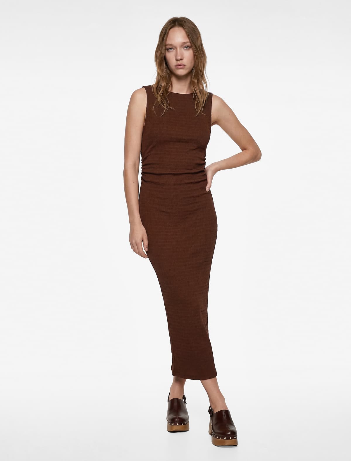 Bürümcük Qolsuz Hündür Yaxa Midi Bodycon Don