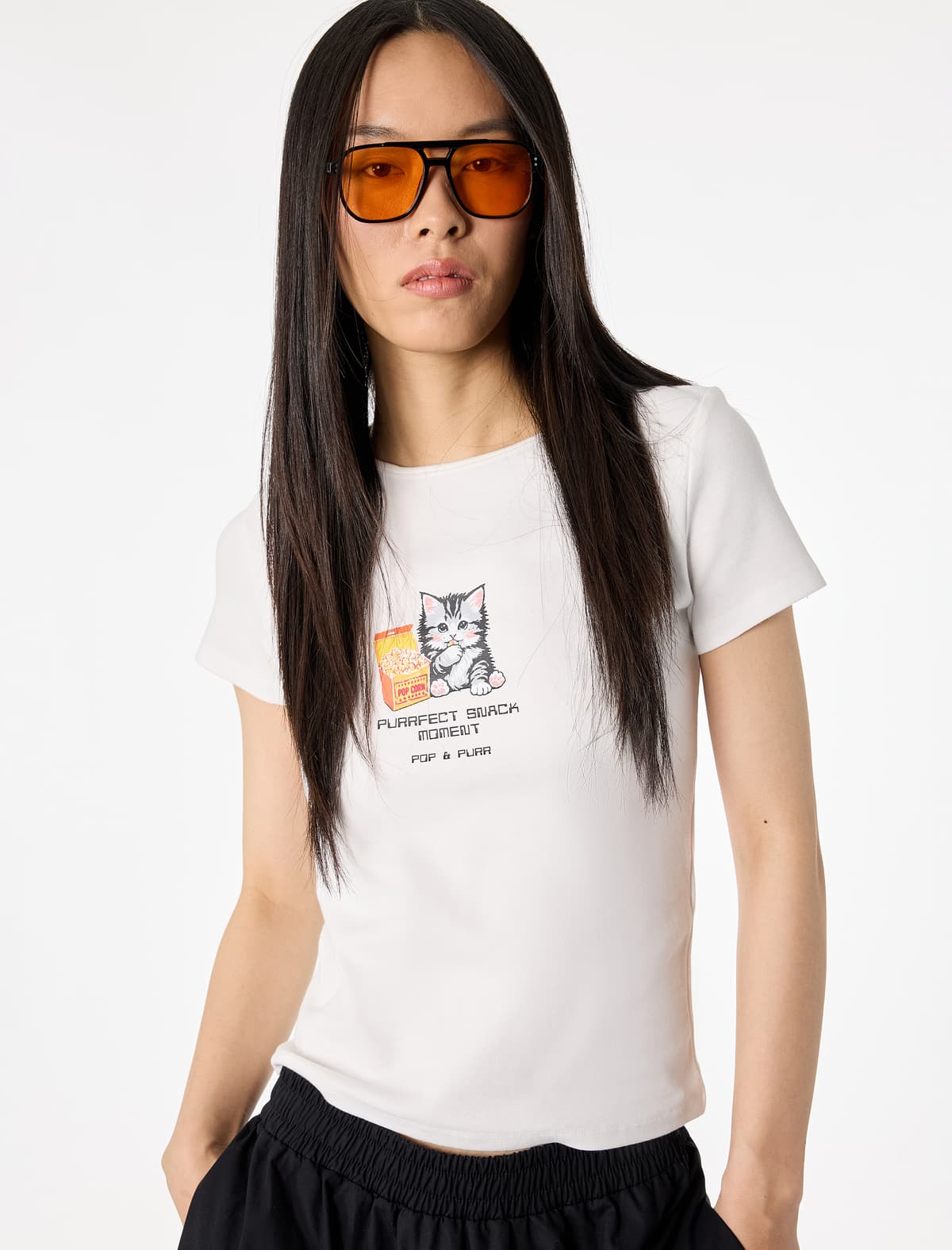 Slim Fit Qısaqol Pişik Çaplı Ekipaj Yakalı köynək