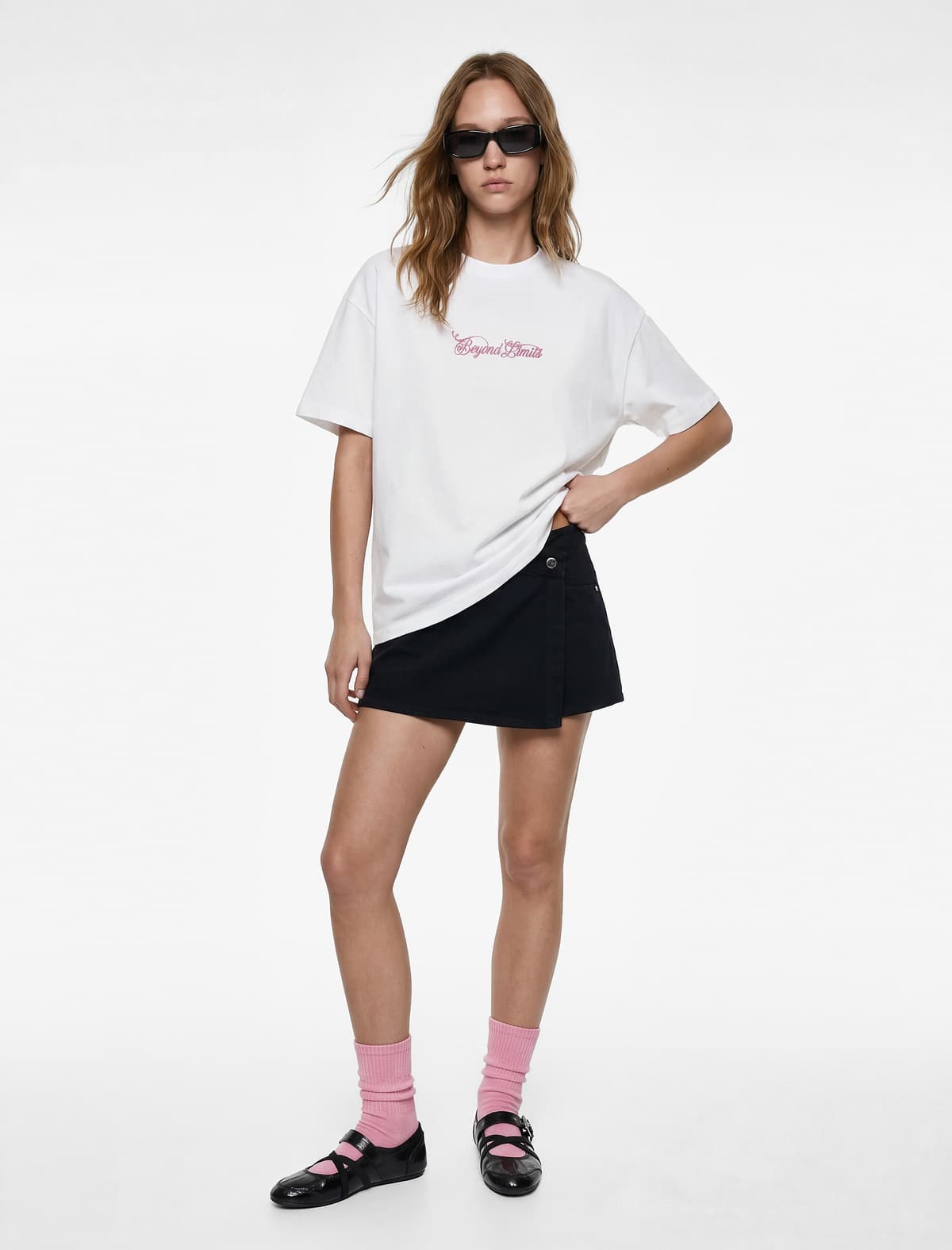 Qısaqol Yakalı Pambıqdan Arxasında Çaplı Böyük Boy T-shirt