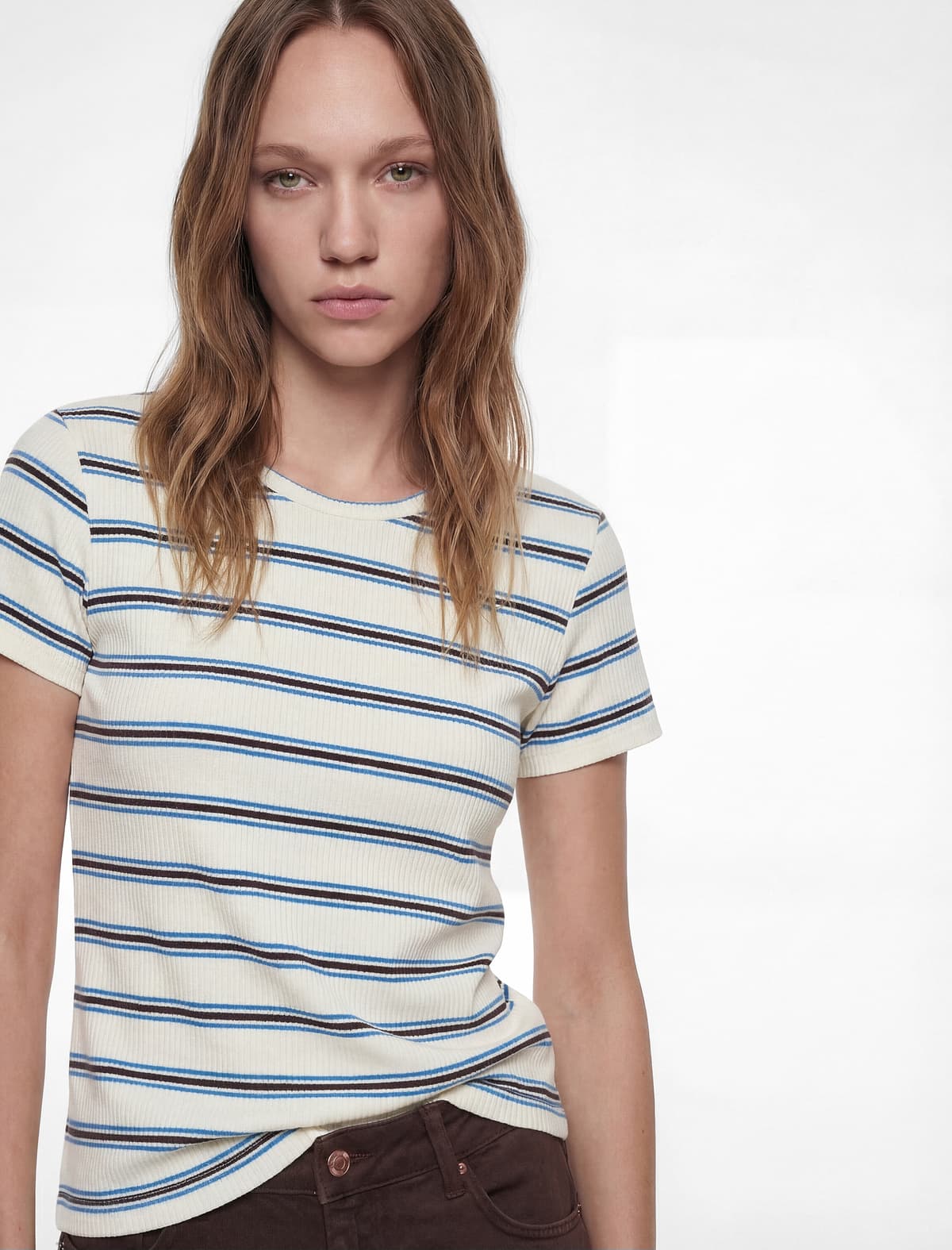 Zolaqlı Pambıq Yaxalı Qısaqol Slim fit tişört