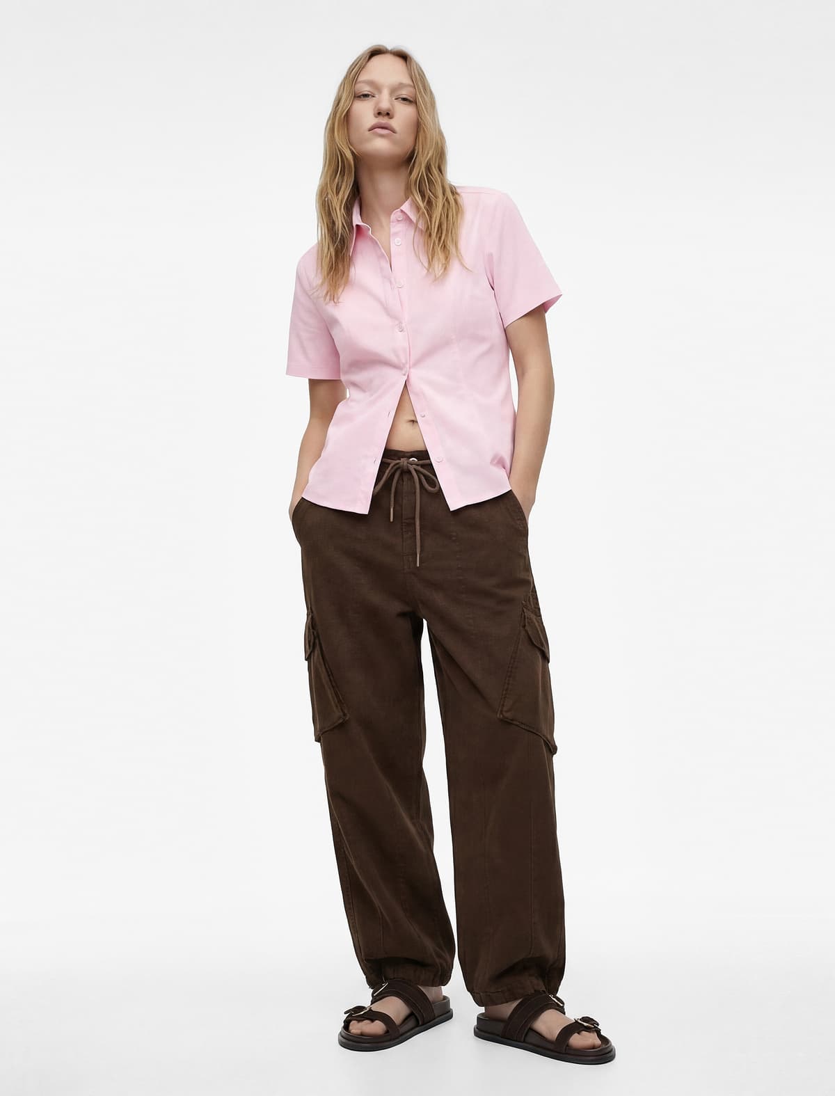 Slim Fit Qısaqol Klassik Yaxası Düyməli Pambıq Köynək