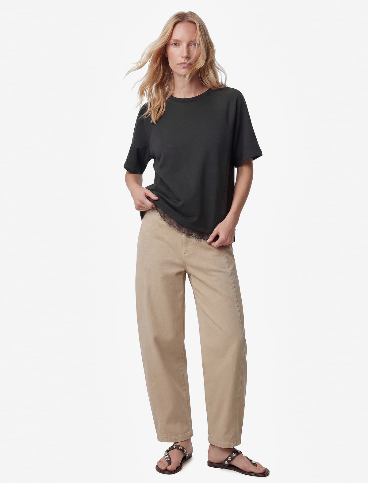Modal Parça Slim fit Qısaqol Yaxalı Krujeva Detallı Tişört