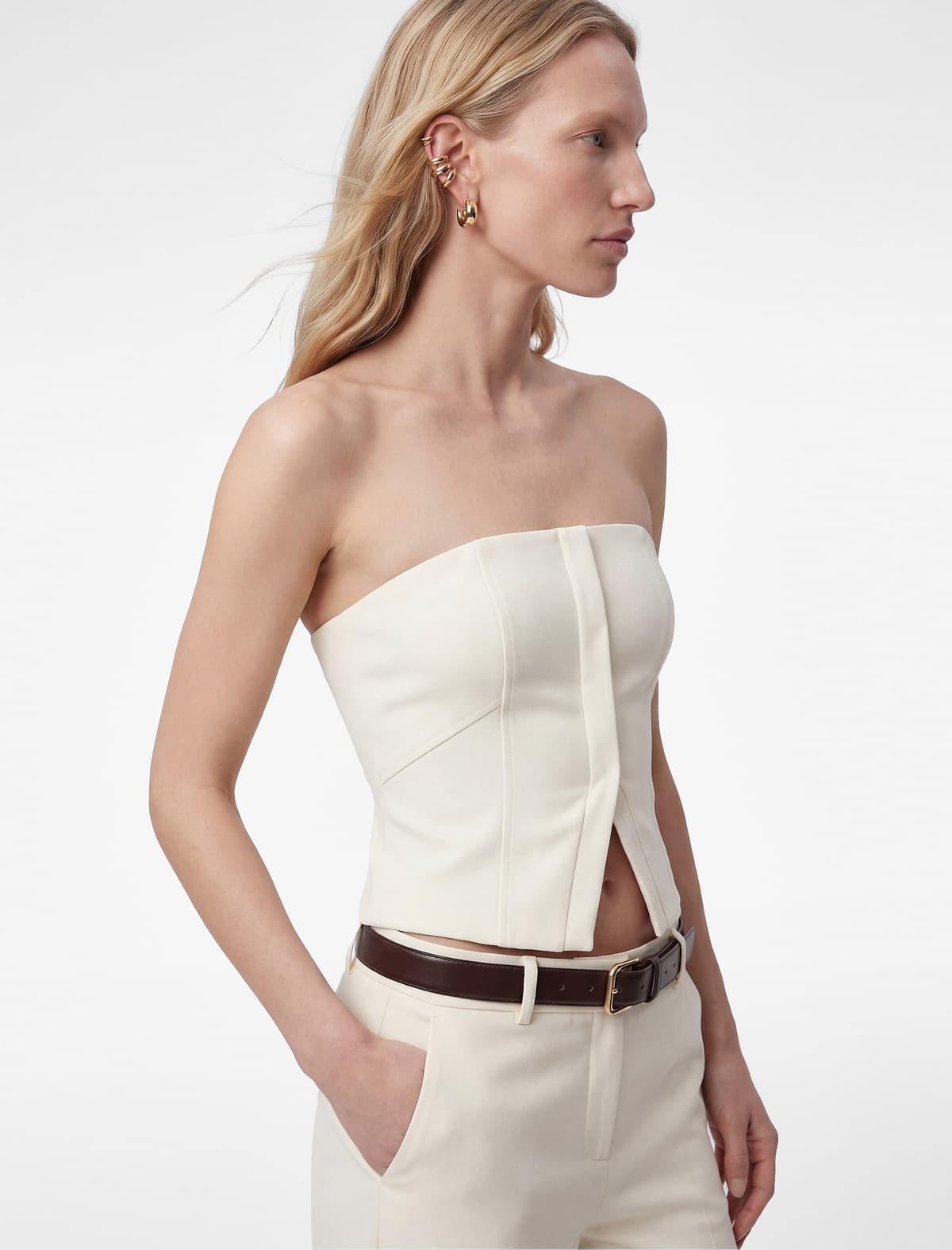 Yarıq Detallı Qolsuz Slim fit Straplez Bluza