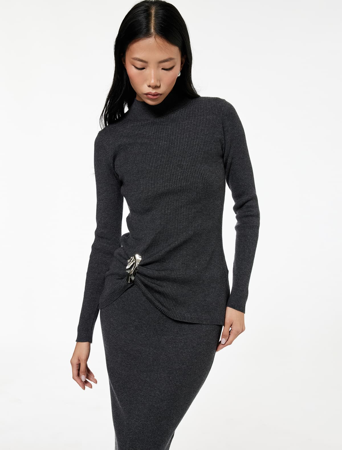 Peplum Cut Uzunqol Yüksək Yaxa Trikotaj Sviter