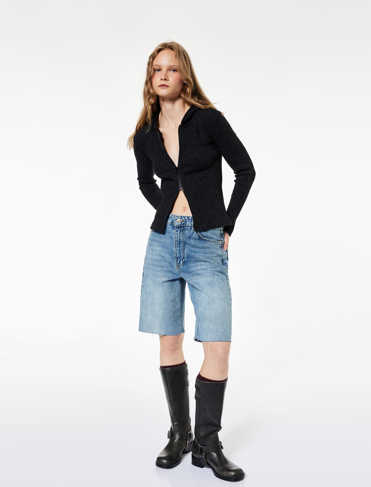 Slim Fit Kapşonlu Uzunqol Teksturalı Fermuarlı Hırka