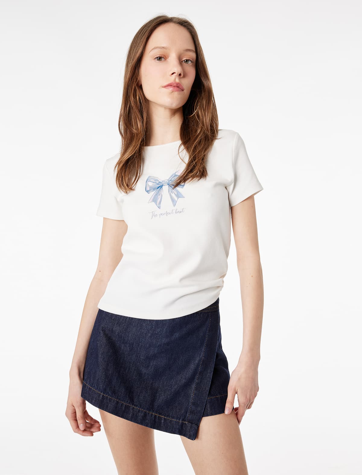 Qısaqol Yakalı Pambıq Slim Fit Yay Çaplı Tişört