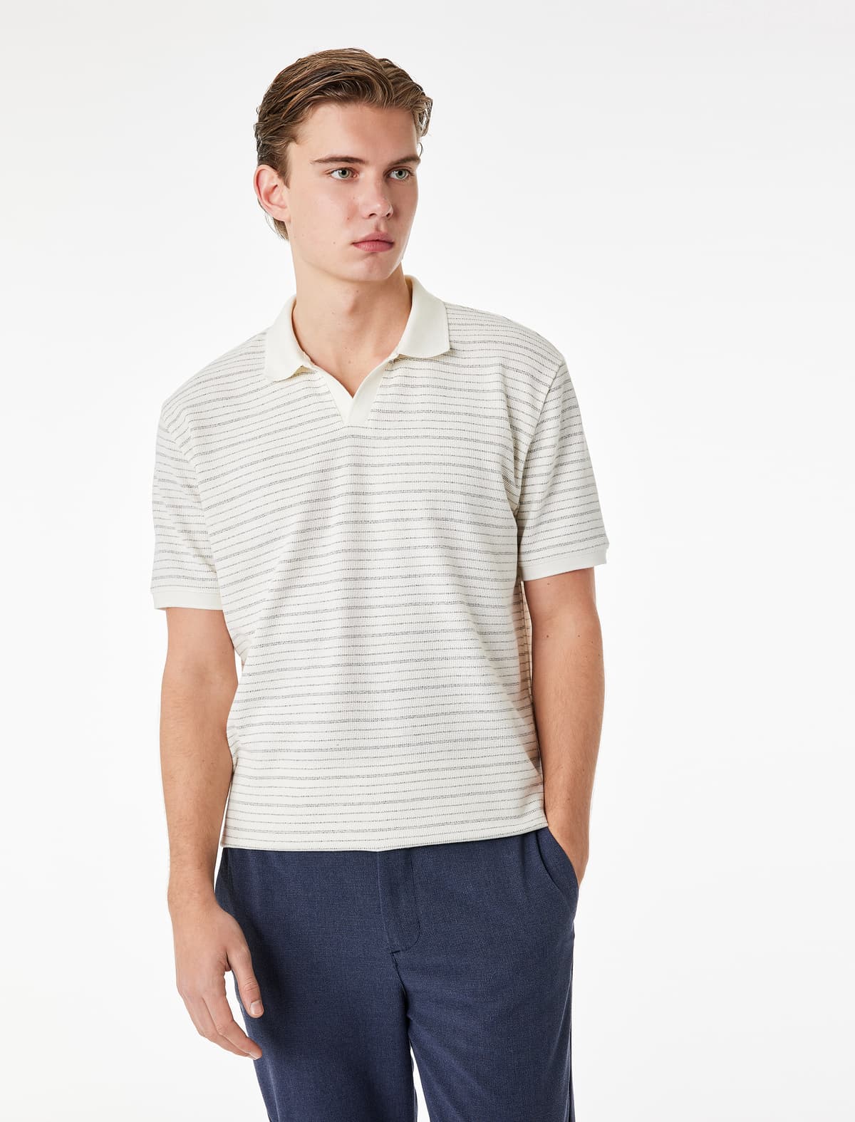 Normal Fit Qısaqol Zolaqlı Polo Yakalı köynək